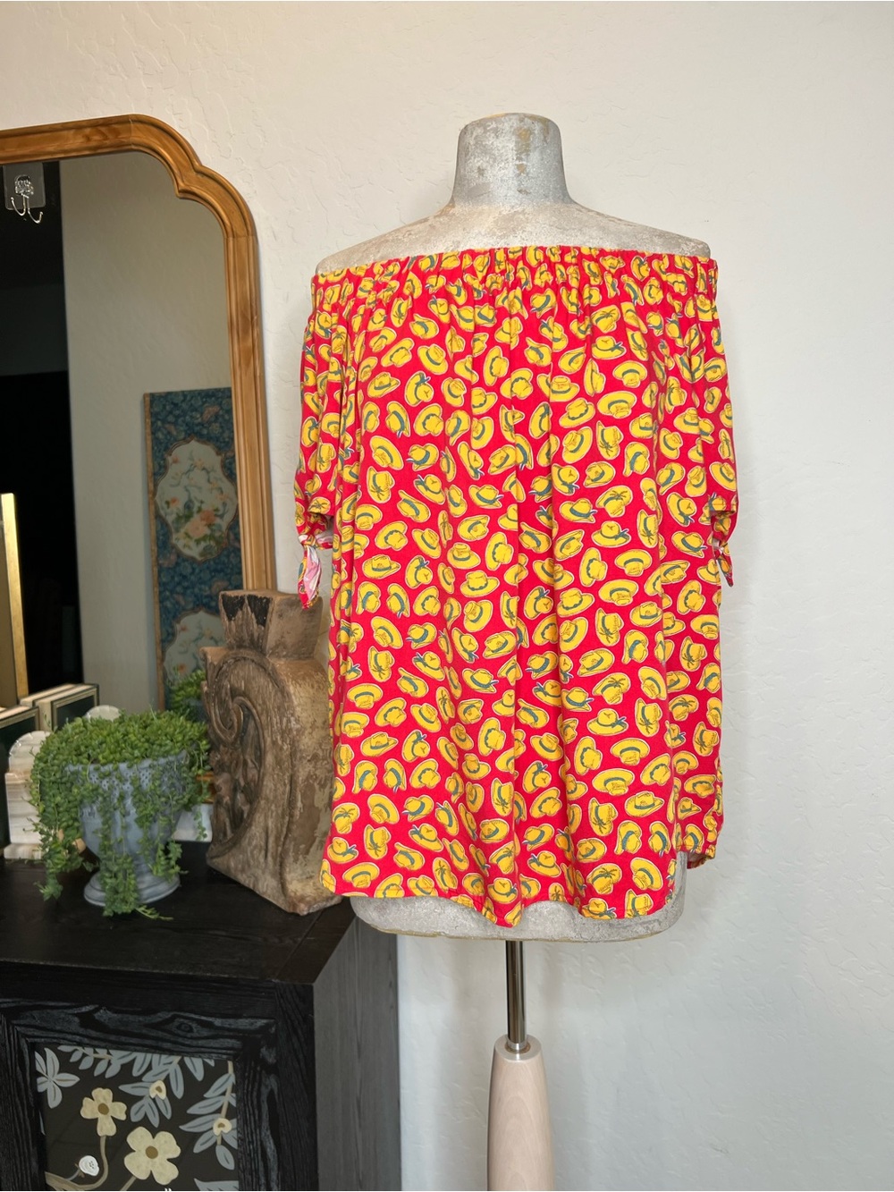 Women's cowboy hat novelty print Off-Shoulder Blouse (Item #92)
